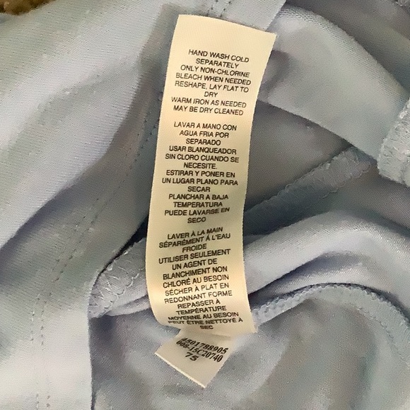 Chico’s Lorrine lace insert high-lowt-shirt - blue - size 2 (L). - Picture 10 of 11